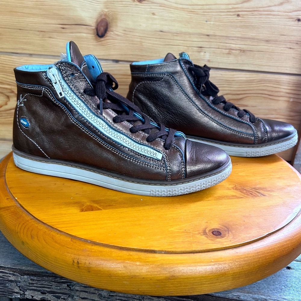 Cloud Footwear Metallic Bronze Leather High Top Zip Sneakers Blue Accents 39